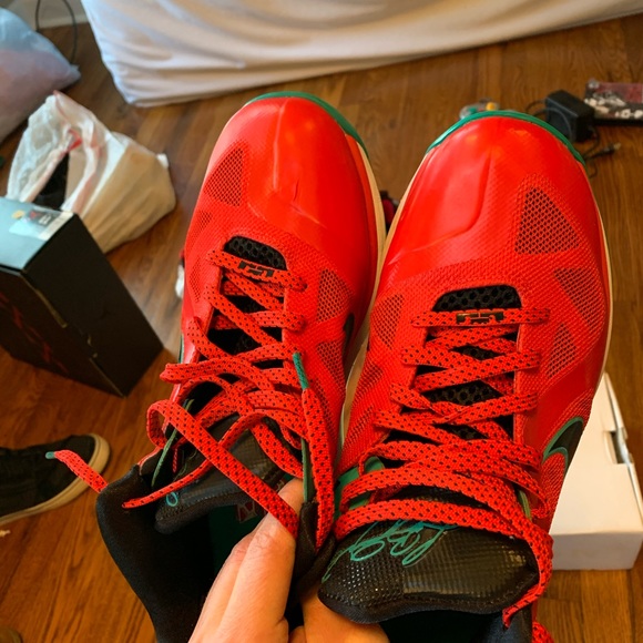 Nike Lebron 9 Low Liverpool Shoes - Picture 7 of 8